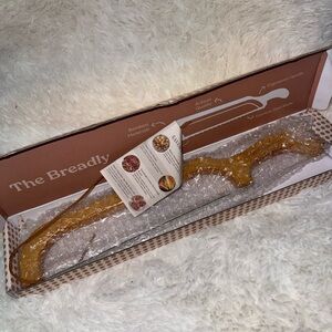 Earthly Bliss Breadly Knife